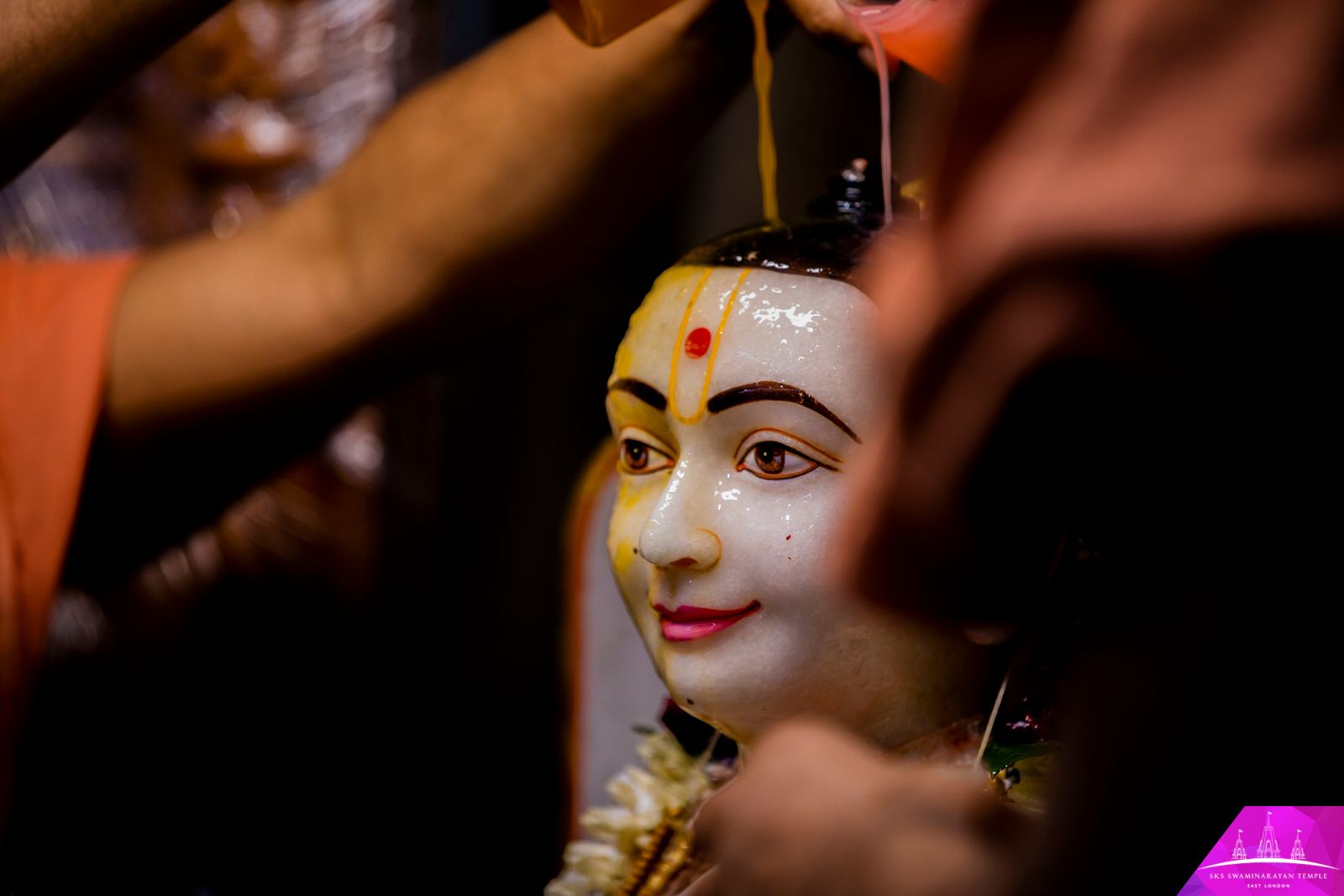 ©1987-2017 SKS Swaminarayan Temple East London